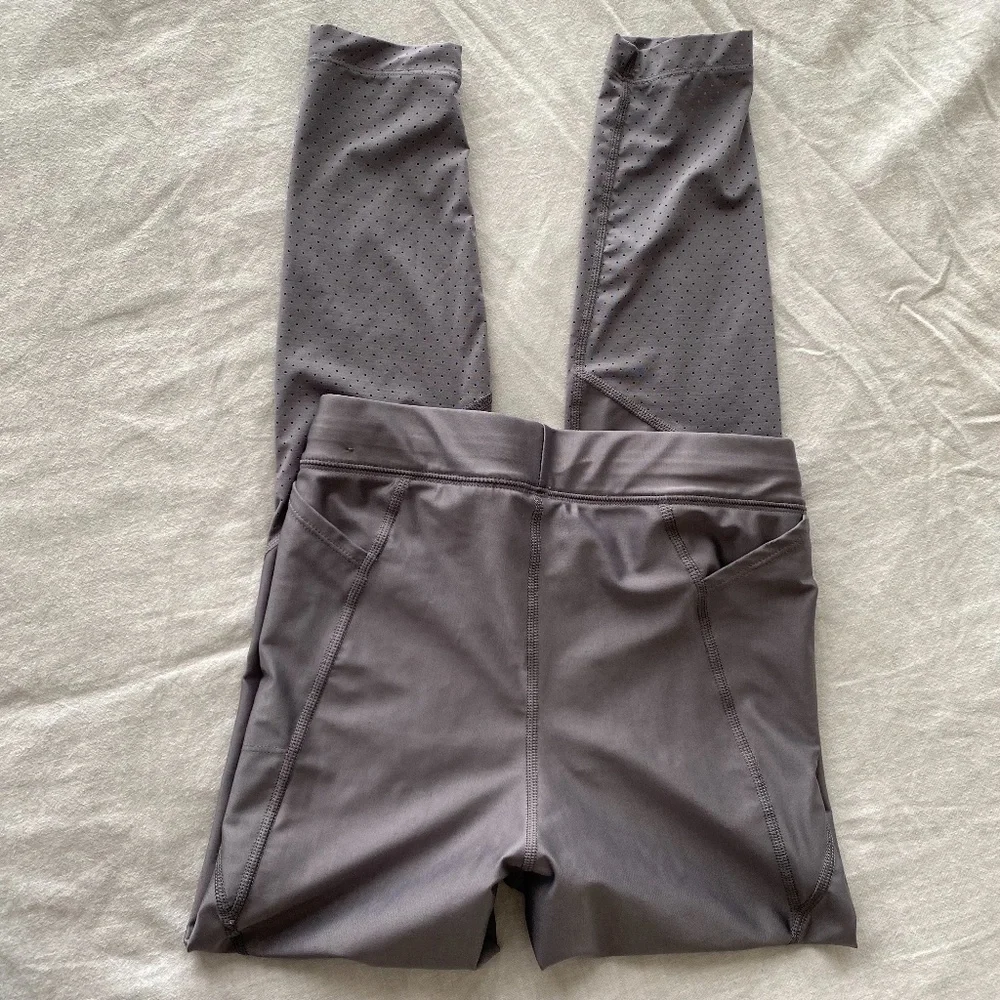 Nike, Dri-Fit grey/silver Nike Running leggings, size XS - Picture 4 of 9